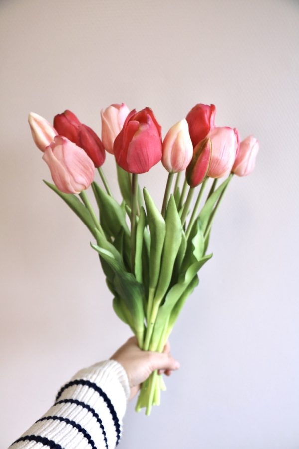 Tulpen Amour valentijn boeket 43cm Roze Tulpen Amour valentijn boeket 43cm Roze